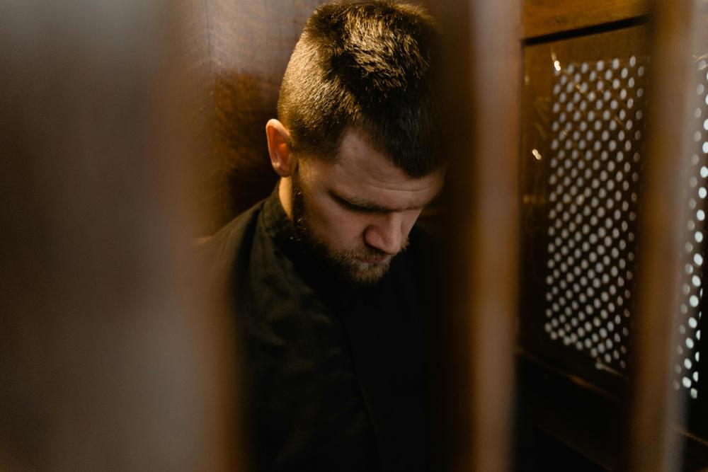 Jak się spowiadać: praktyczny przewodnik po sakramencie pokuty